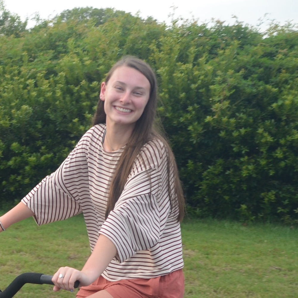 Meet your Posher, Maddie